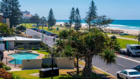 Отель Sandrift Beachfront Apartments  Серферс-Парадайс
